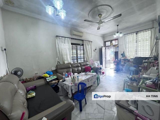 House for sale in Ulu Tiram, Johor