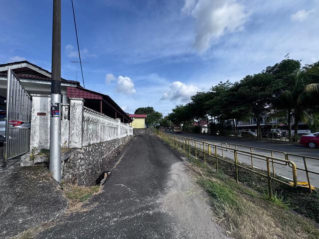Terraced House for sale in Ulu Tiram, Johor