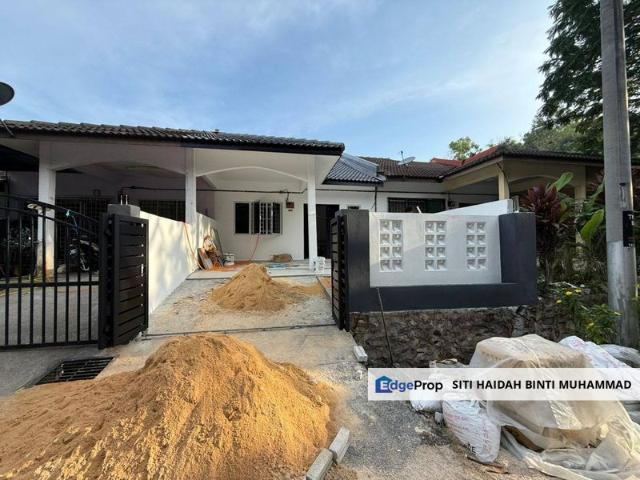 House for sale in Sendayan Village, Negeri Sembilan