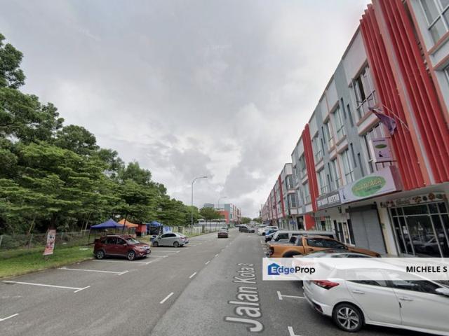 Shop for rent in Bukit Ledang, Johor