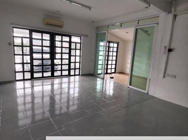 Shop for sale in Perak