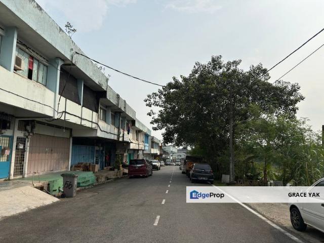 Shop for sale in Johor