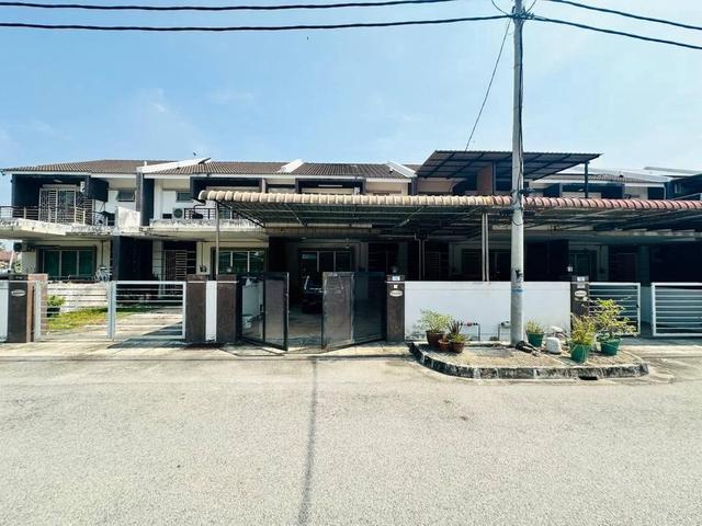 Terraced House for sale in Wellesley, Penang