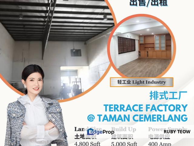 Warehouse for sale in Johor