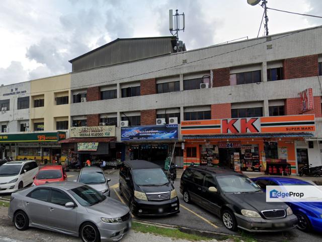 Shop for sale in Langat, Selangor