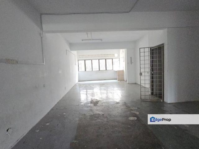 Shop for rent in Langat, Selangor