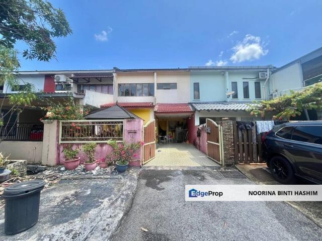 House for sale in Langat, Selangor