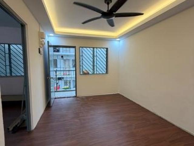 Flat for sale in Tampoi, Johor Bahru