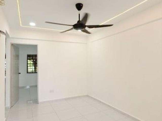 Flat for sale in Pasir Gudang, Johor