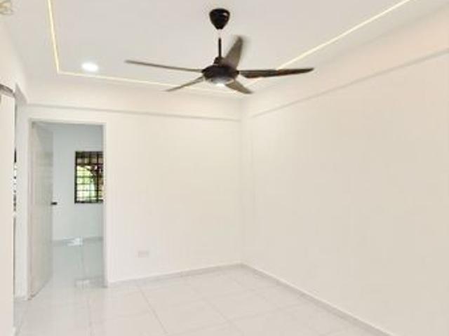 Flat for sale in Pasir Gudang, Johor