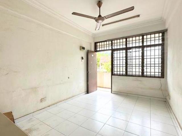 Flat for sale in Wellesley, Penang