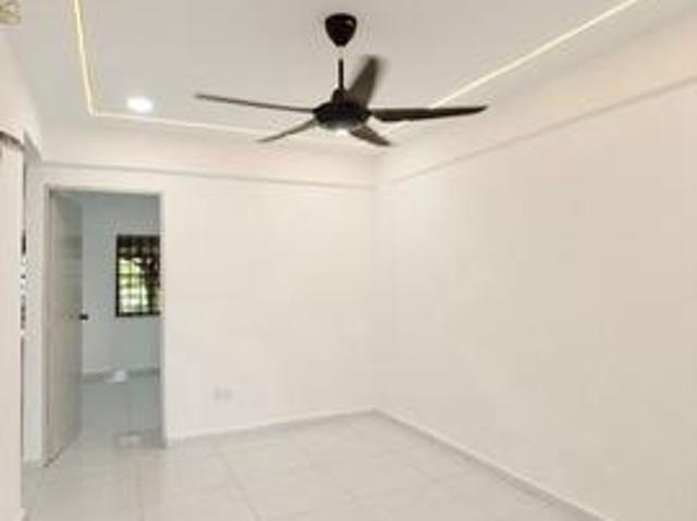 Flat for sale in Pasir Gudang, Johor
