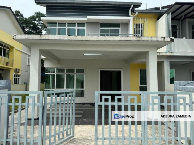 House for sale in Sendayan Village, Negeri Sembilan