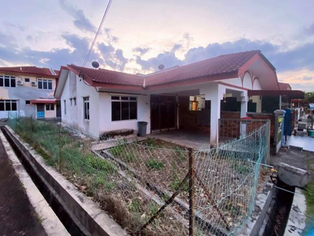 Terraced House for sale in Durian Tunggal, Malaka