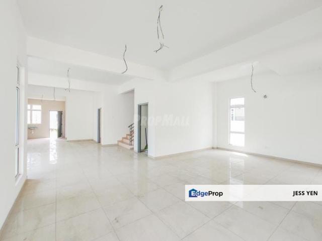 House for sale in Sendayan Village, Negeri Sembilan
