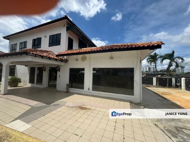 Shop for rent in Bukit Ledang, Johor