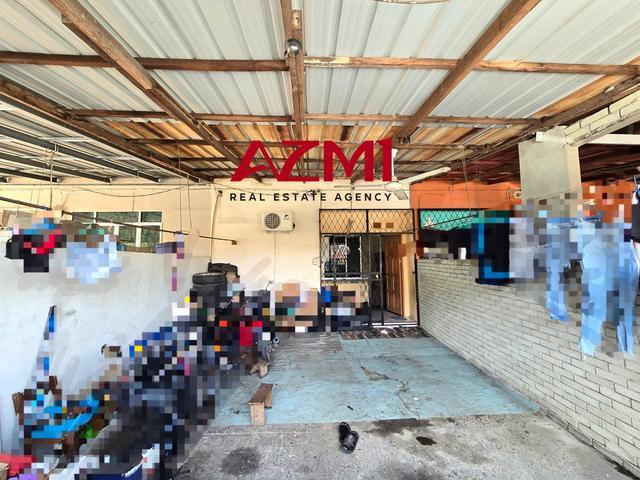Terraced House for sale in Long Miri, Sarawak