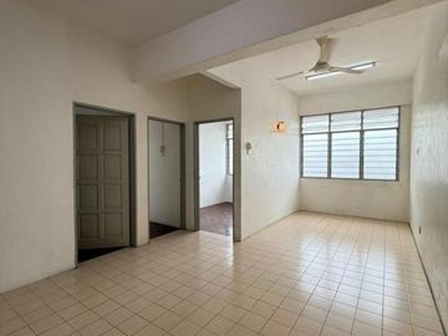 Flat for sale in Wellesley, Penang