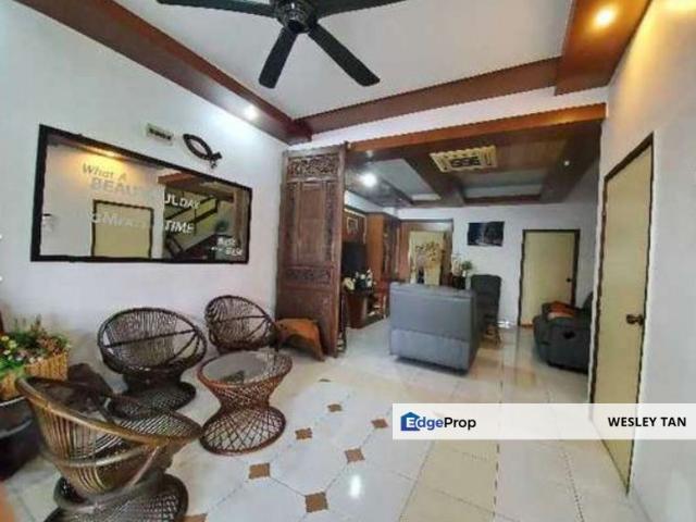 House for rent in Malaka