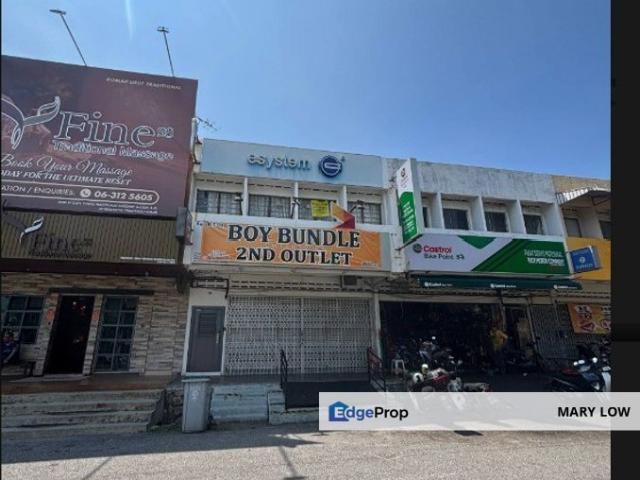 Shop for rent in Malaka