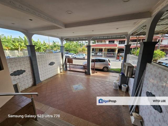 House for rent in Malaka