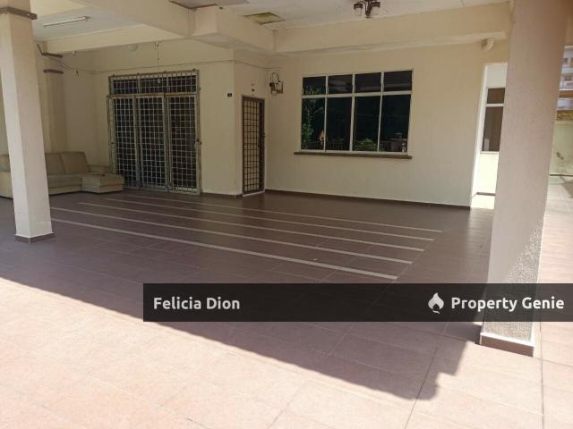 Residential House for sale in Malaka