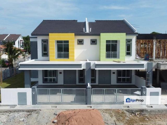 House for sale in Malaka