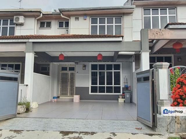House for sale in Malaka