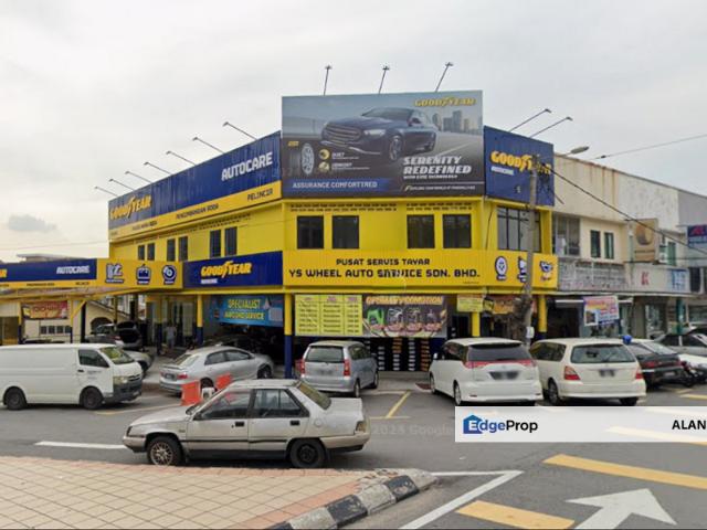 Shop for rent in Country Heights Damansara, Kuala Lumpur