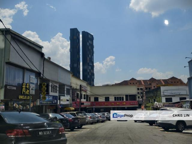 Shop for rent in Country Heights Damansara, Kuala Lumpur