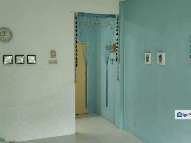 Flat for rent in Kajang, Langat