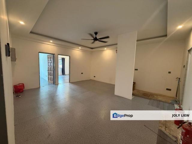 Shop for rent in Country Heights Damansara, Kuala Lumpur