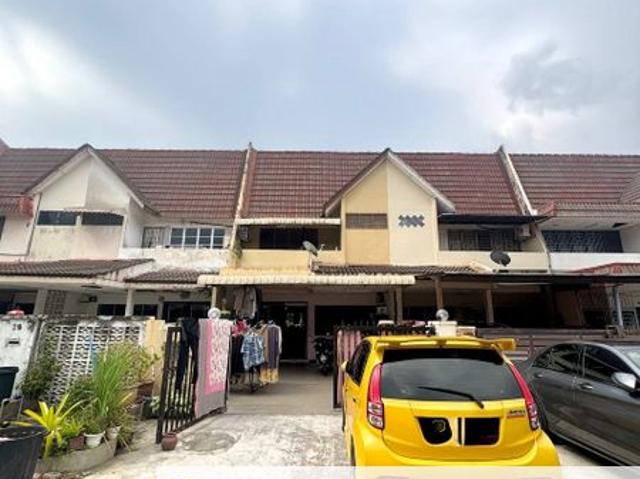 House for sale in Langat, Selangor