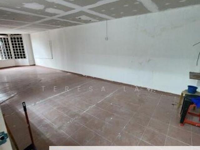 Shop for rent in Langat, Selangor