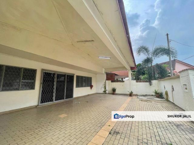 House for sale in Langat, Selangor