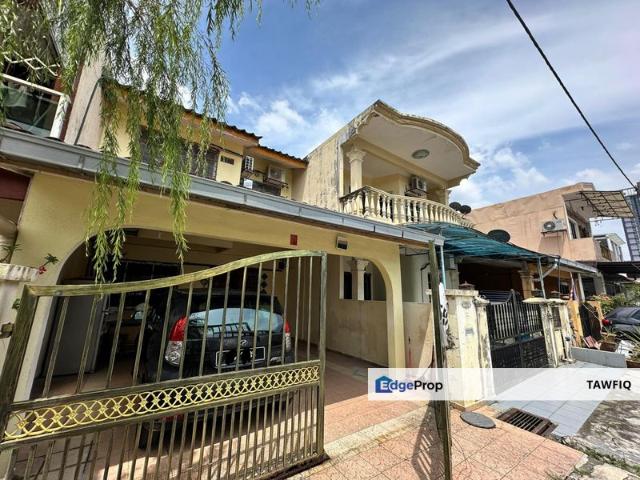 House for sale in Langat, Selangor