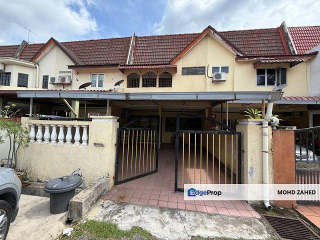 House for sale in Langat, Selangor