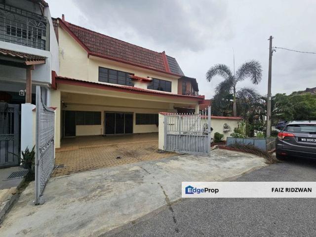 House for sale in Langat, Selangor