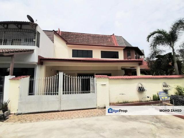 House for sale in Langat, Selangor