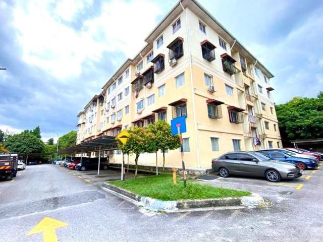 Apartment for sale in Kajang, Langat