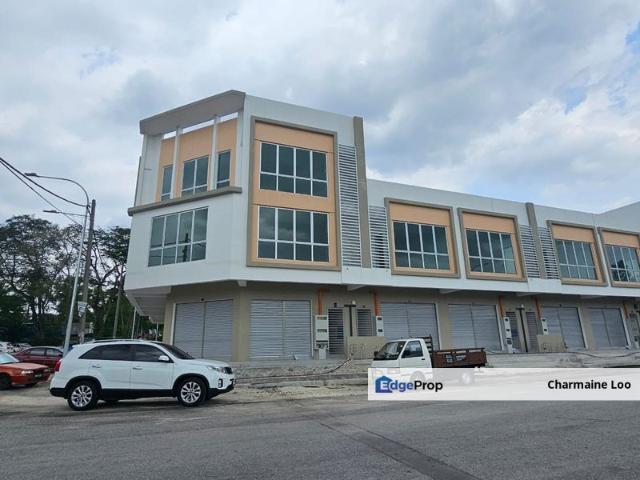Shop for rent in Kajang, Langat