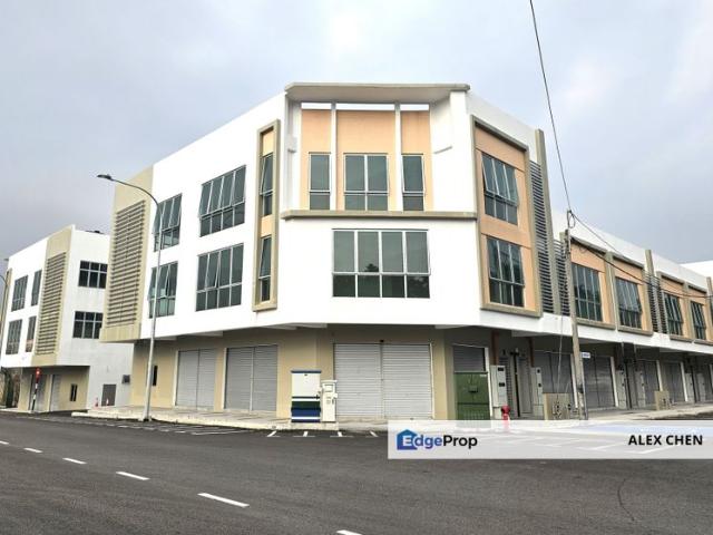 Shop for rent in Kajang, Langat