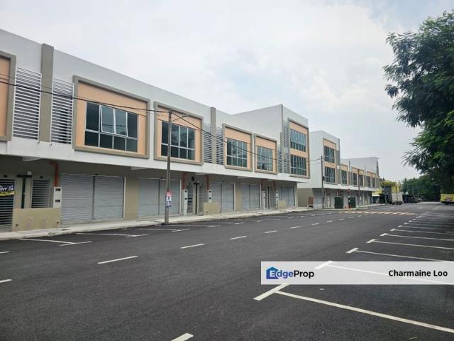 Shop for rent in Kajang, Langat