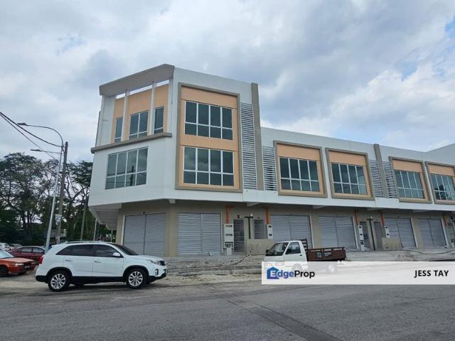 Shop for rent in Kajang, Langat