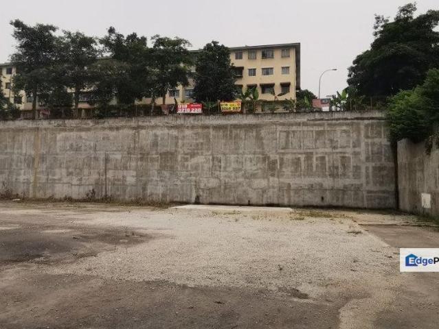 Shop for rent in Kajang, Langat