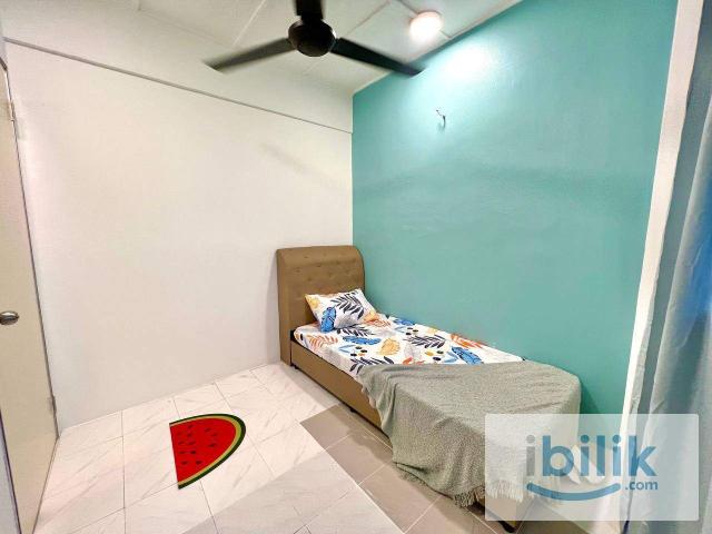 Room for rent in Kajang, Langat