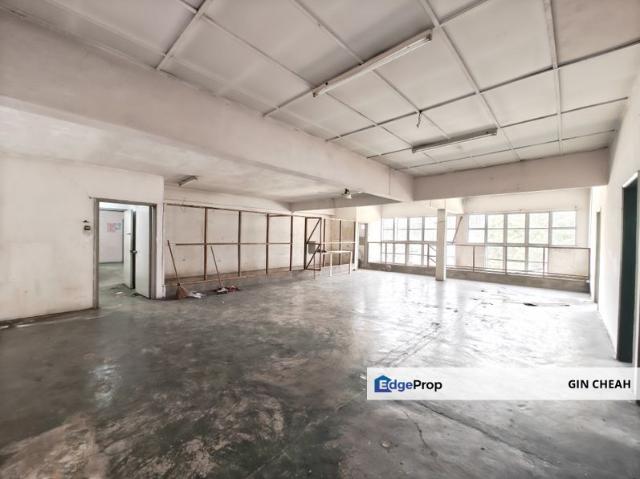 Shop for rent in Kajang, Langat