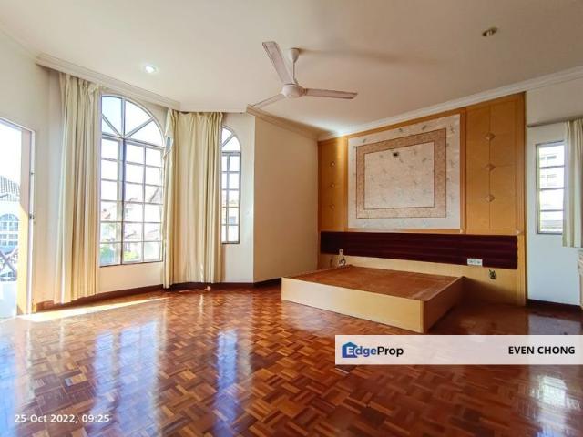 House for sale in Kajang, Langat