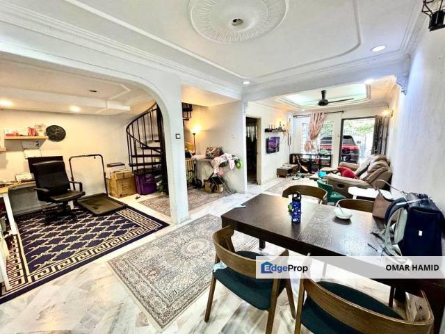 House for sale in Country Heights Damansara, Kuala Lumpur
