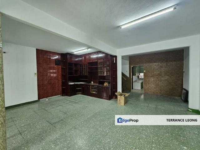 House for sale in Country Heights Damansara, Kuala Lumpur